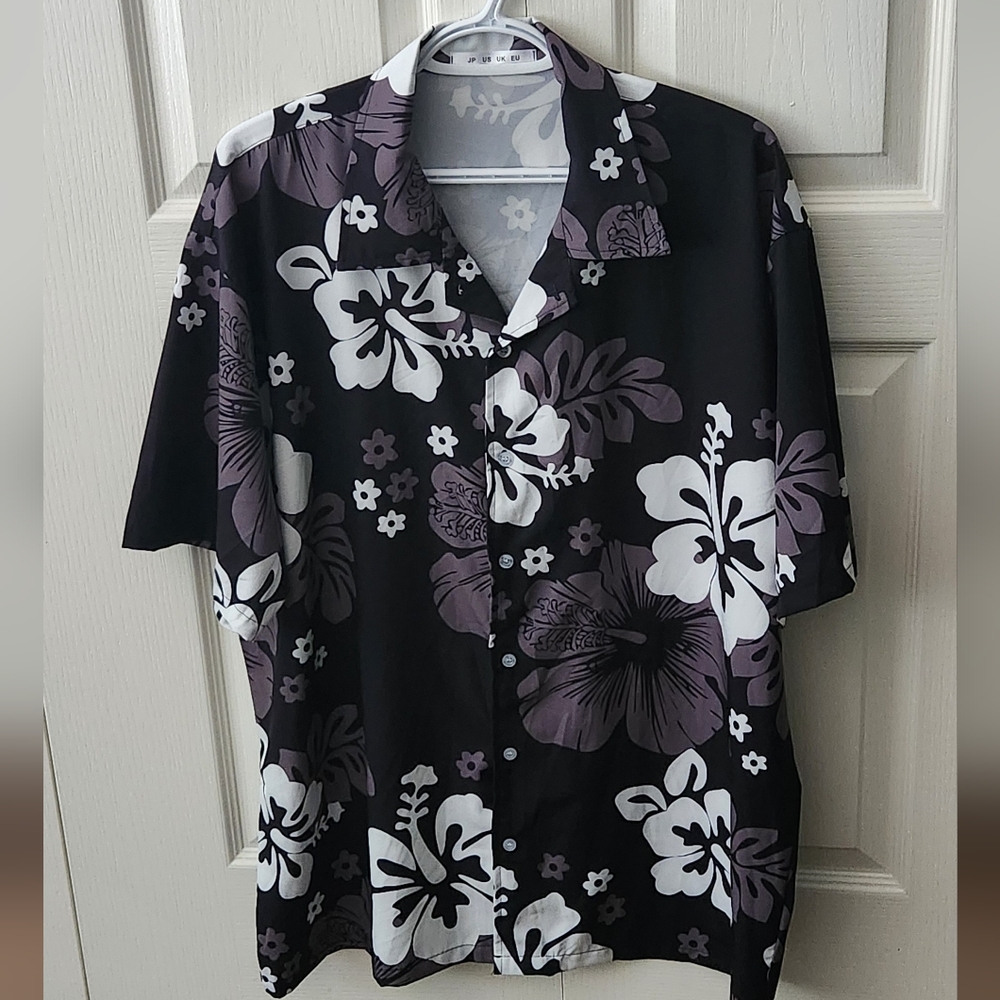Lot of 2 Mens Hawaiian Shirts (XL)